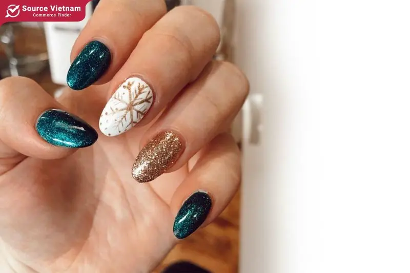 Festive snowflake nail art