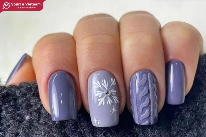 Warm and cozy nail design