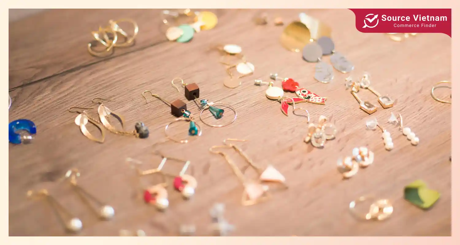 Why buying jewelry wholesale is beneficial for your business?